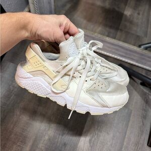 Nike Air Huarache Run sneakers